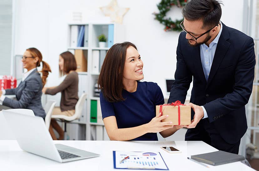 The Do's and Don'ts of Corporate Gifting - iPromo Blog