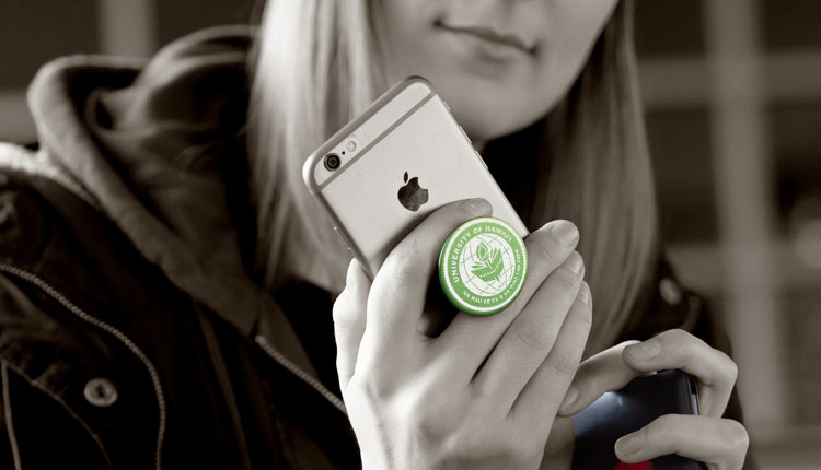 9 best giveaways for college students and how to use them